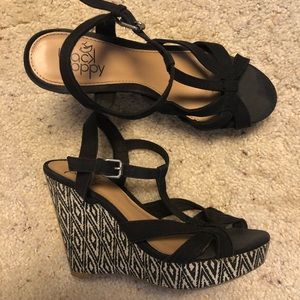 Strappy Espadrilles Geometric Heel